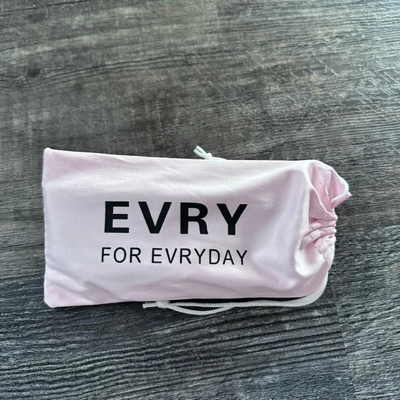 NEW Evry Jewels Sunglasses - Picture 6 of 6